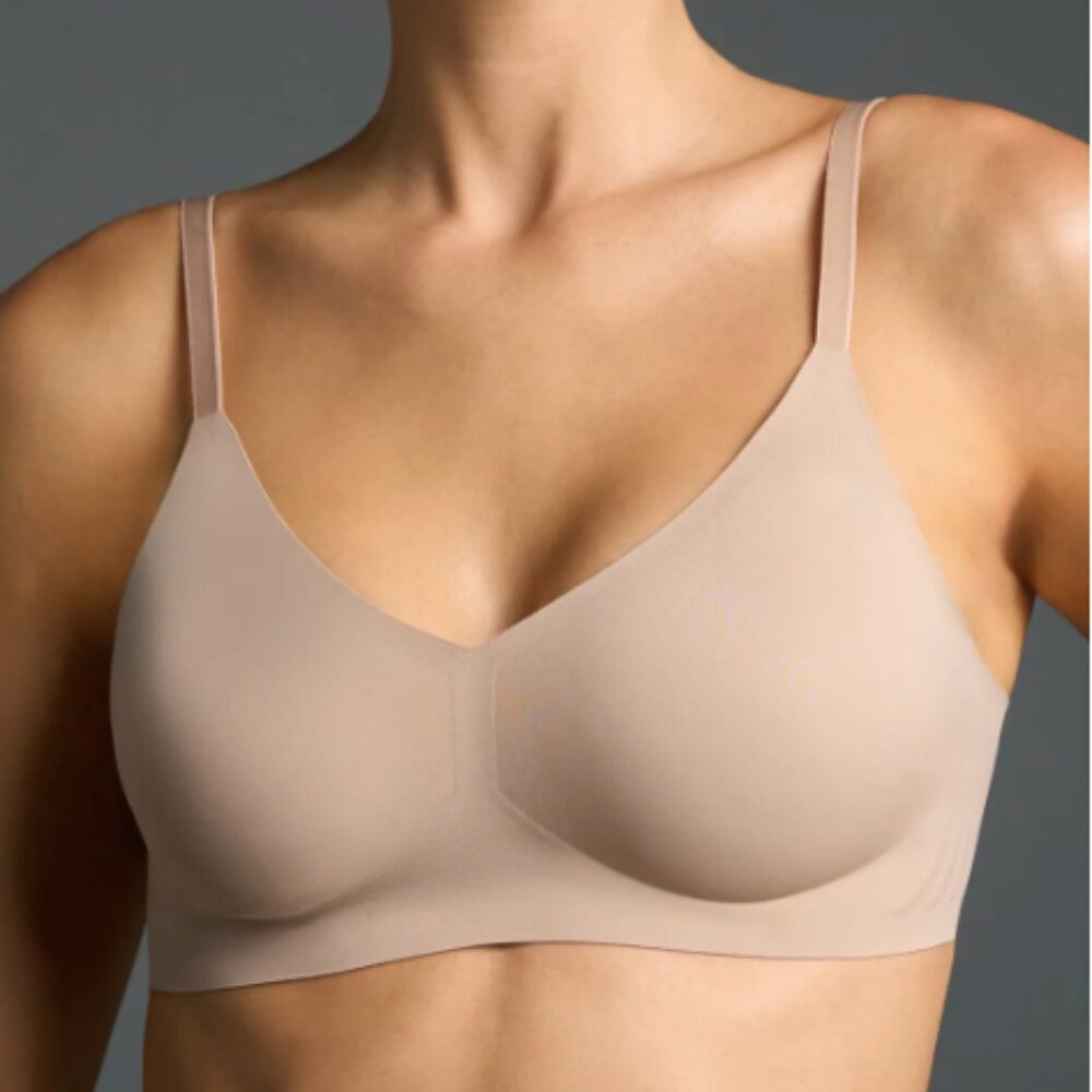 Eby Nude Seamless Relief Bra Nude
